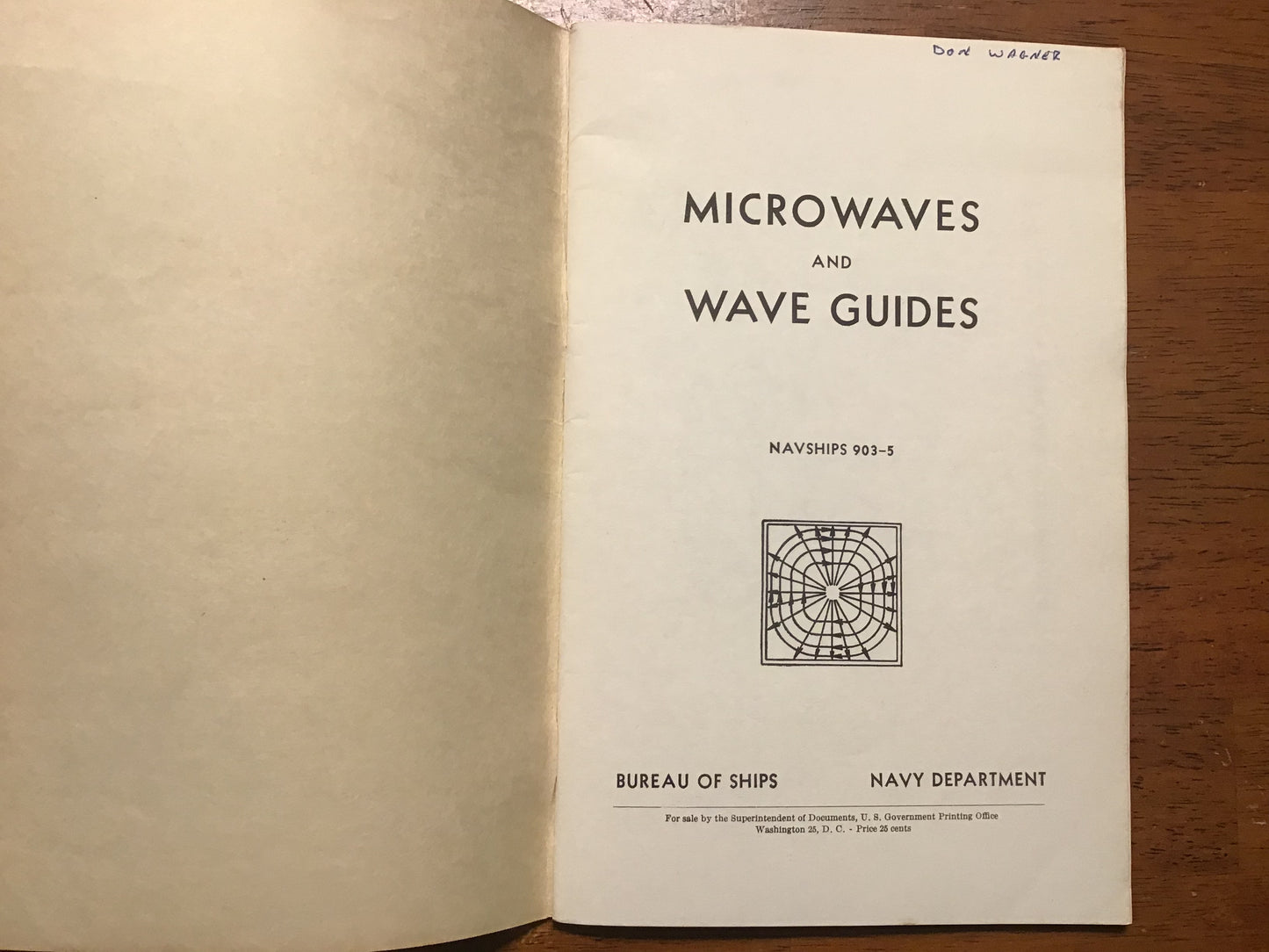 Vintage U.S. Navy Department NAVSHIPS 903-5 “Microwaves and Wave Guides” Technical Manual – Bureau of Ships