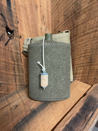 Reproduction M37 British Canteen