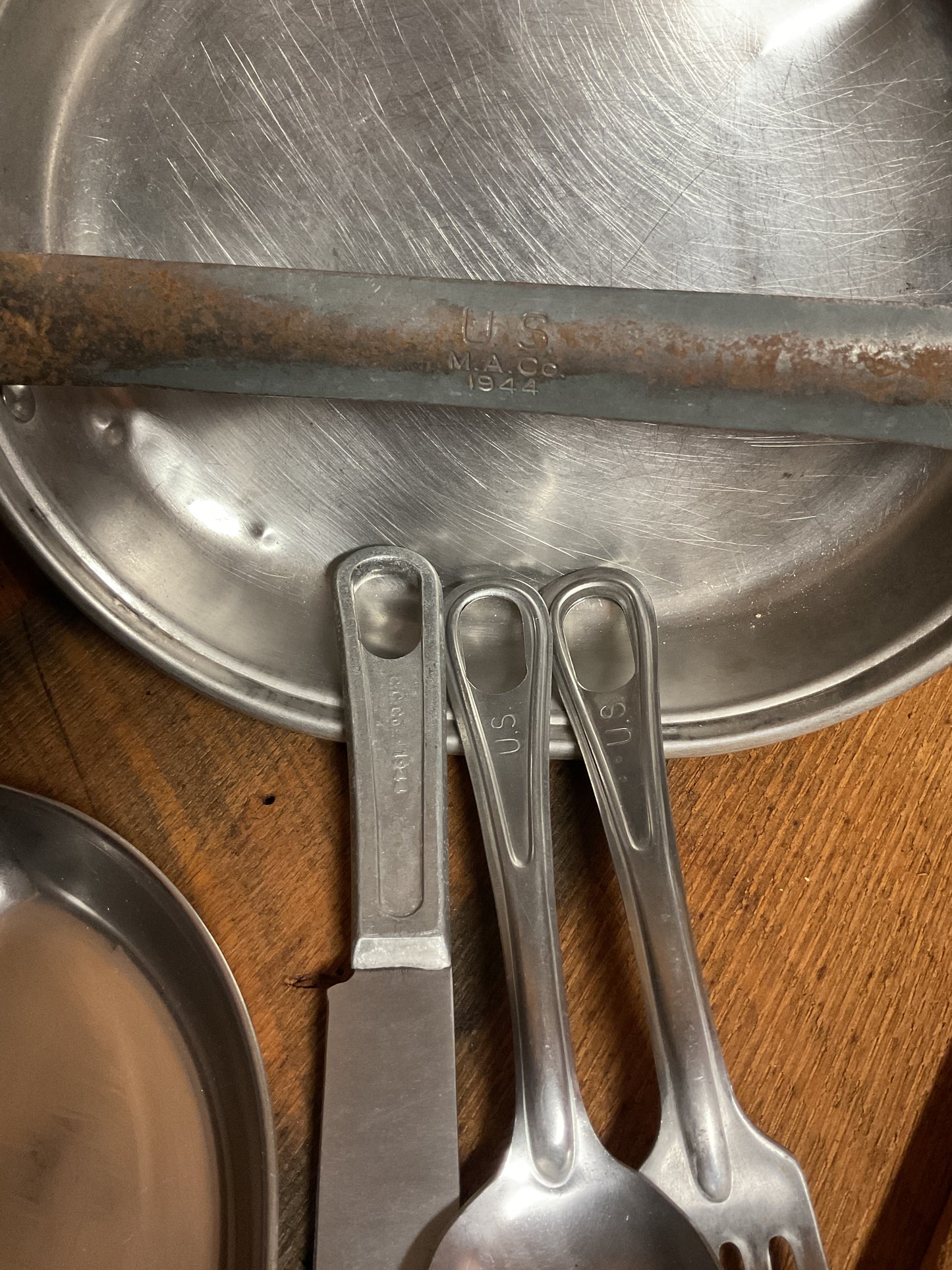 1944 “Named” Meat can with Mess kit