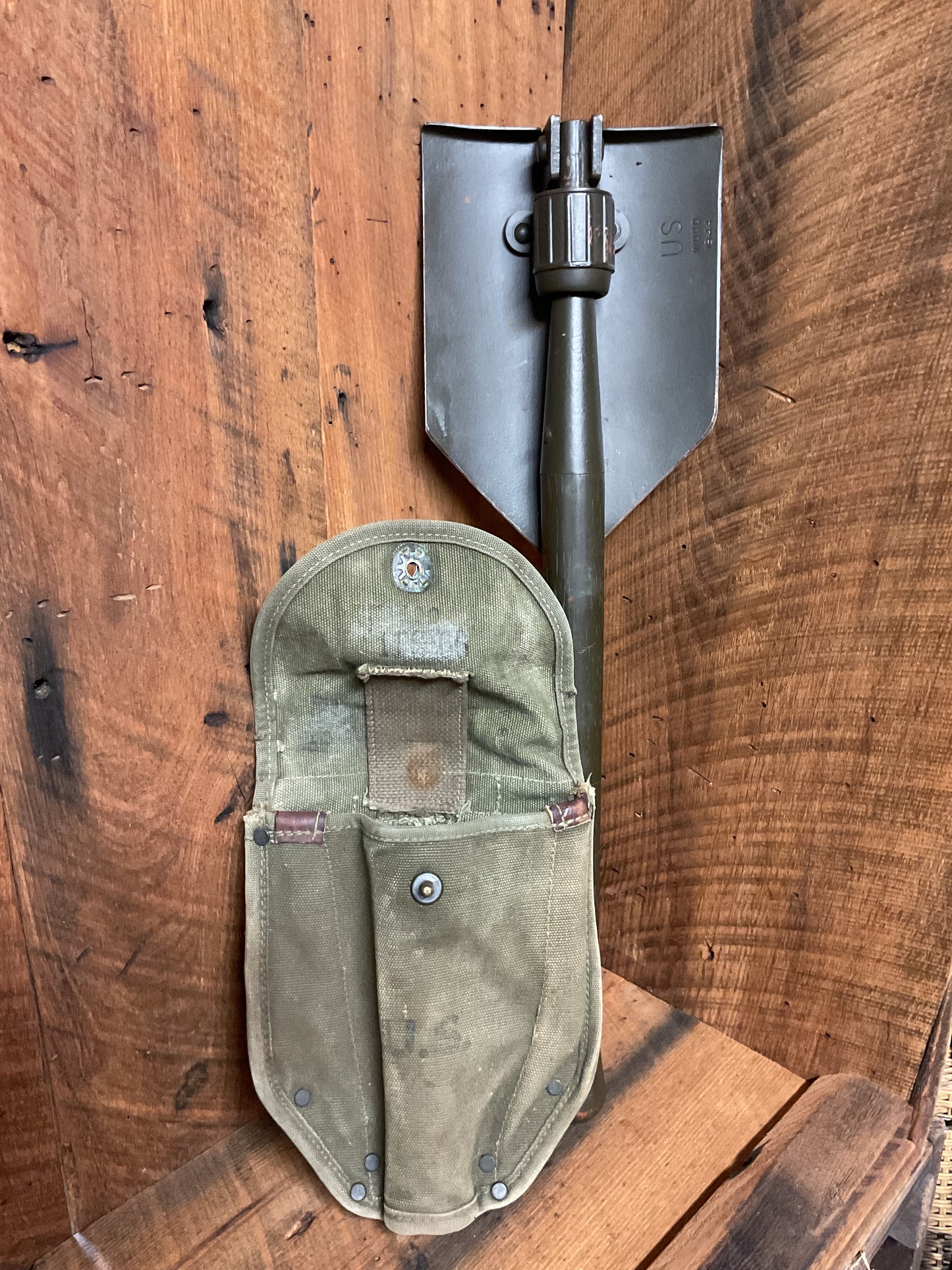 1944 “Wood” U.S. E-TOOL