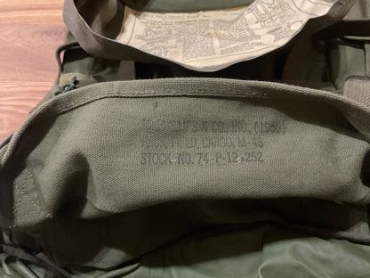 M1945 Field Combat Upper Pack with Lower M1945 Cargo pack