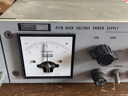 Fluke 412B High Voltage Power Supply – 0–2.1kV DC – Vintage Lab / Radar Equipment