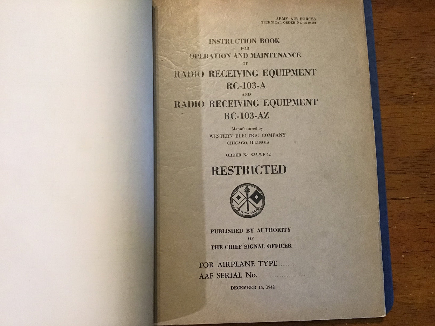 WWII USAAF RC-103-A RC-103-AZ Radio Receiver Technical Manuals 1942-51 Binder