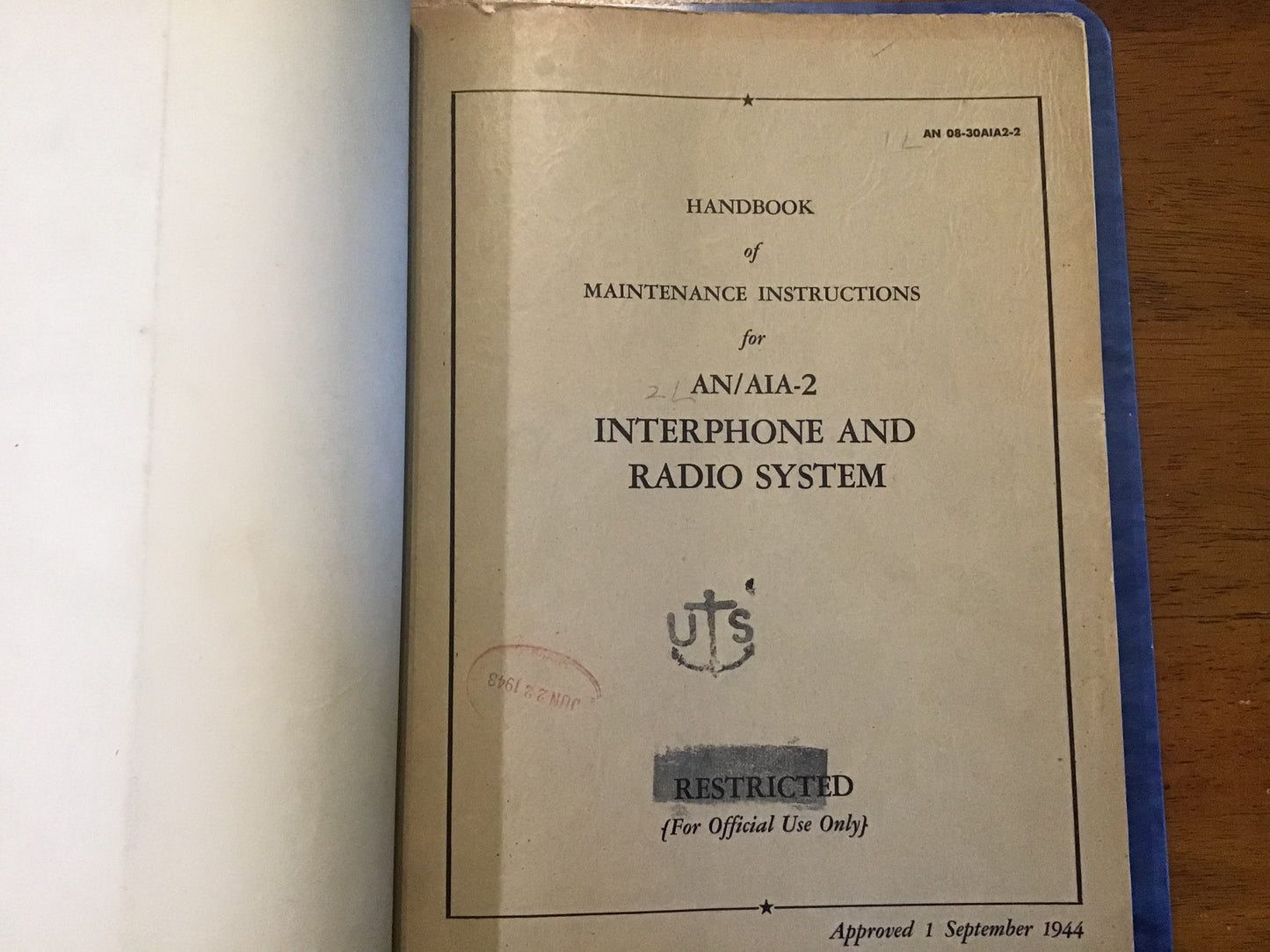 WWII 1944-45 AN/AIA-1A AN/AIA-2 Aircraft Interphone Radio System Manuals Restricted