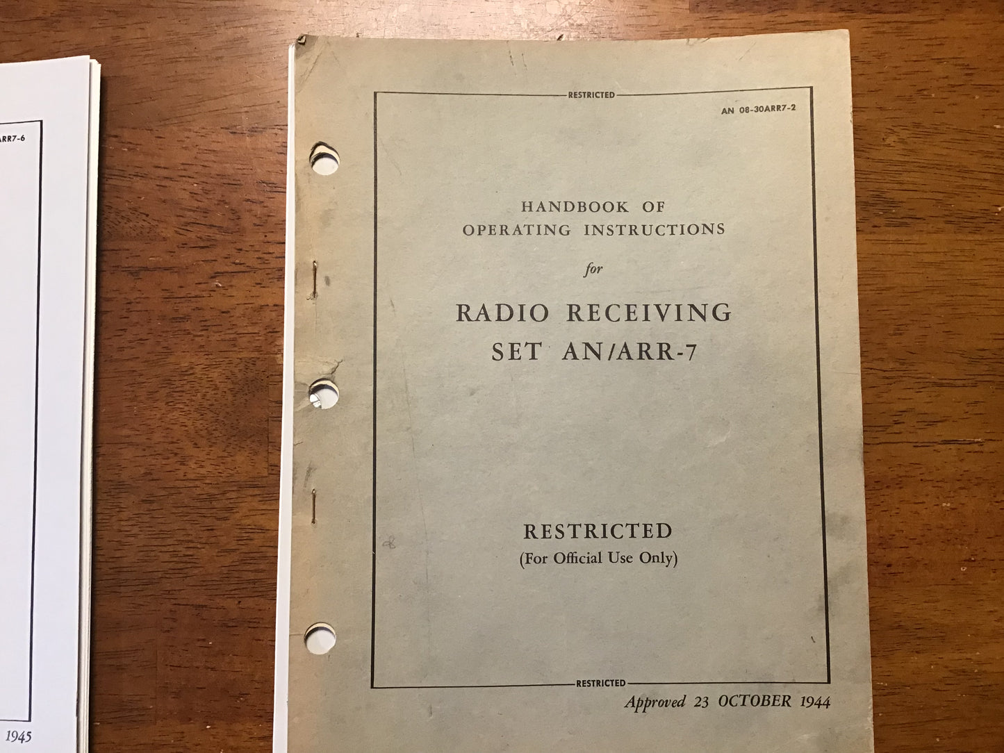 WWII AN/ARR-7 Radio Receiving Set Manuals 1944 Original + 1945 Operating Maintenance