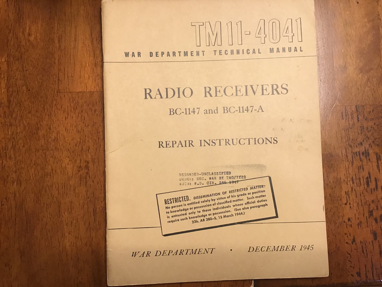 Original WWII 1945 TM 11-4041 Radio Receivers BC-1147 BC-1147-A Repair Manual