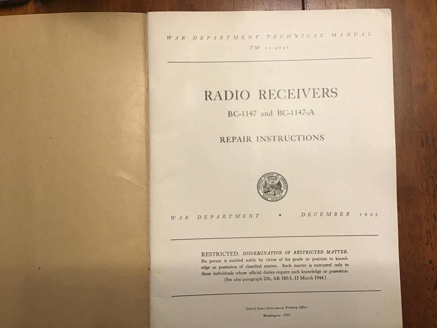 Original WWII 1945 TM 11-4041 Radio Receivers BC-1147 BC-1147-A Repair Manual