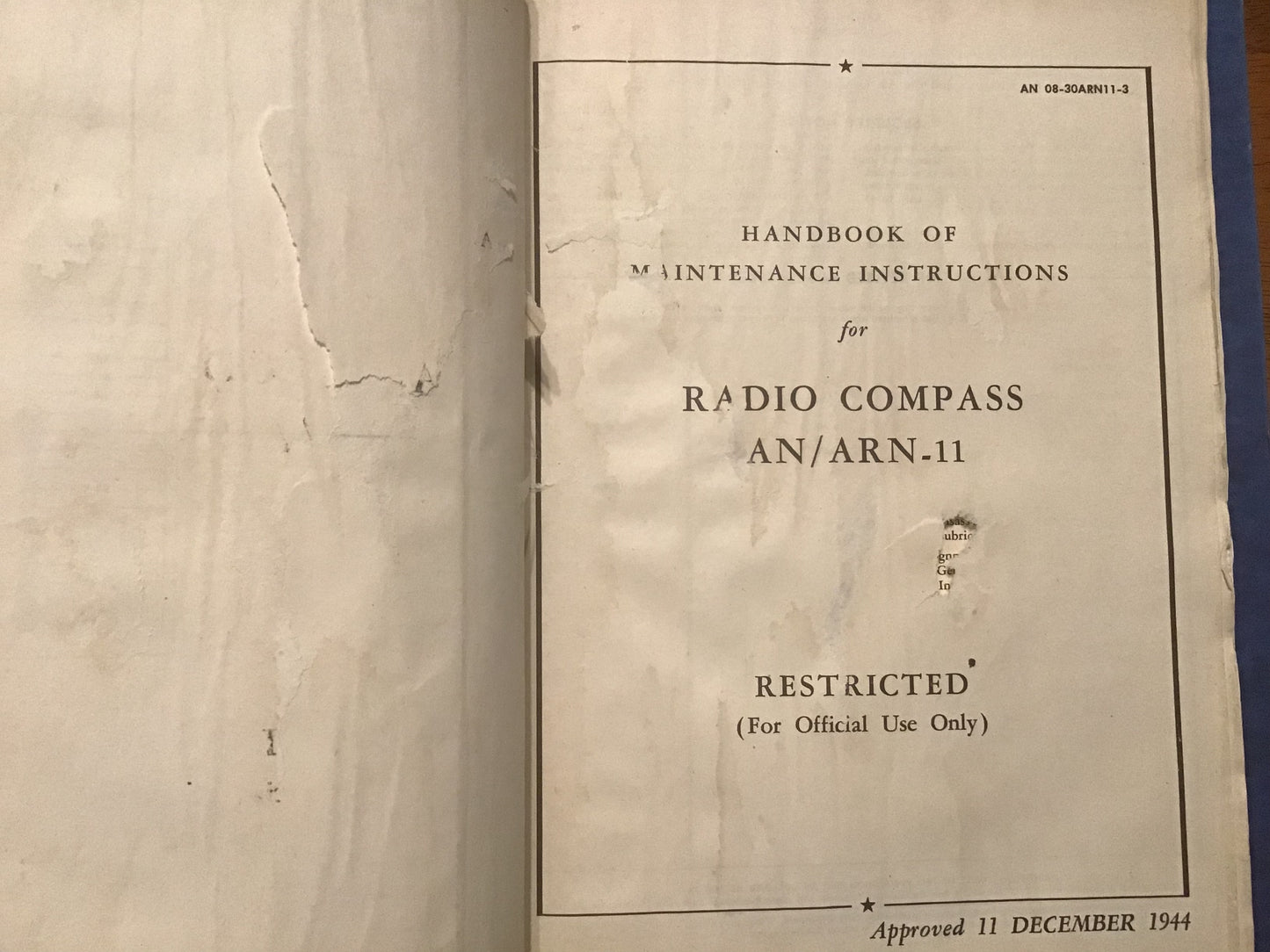 WWII 1944 Radio Compass AN/ARN-11 Operating & Maintenance Manuals Restricted USAAF