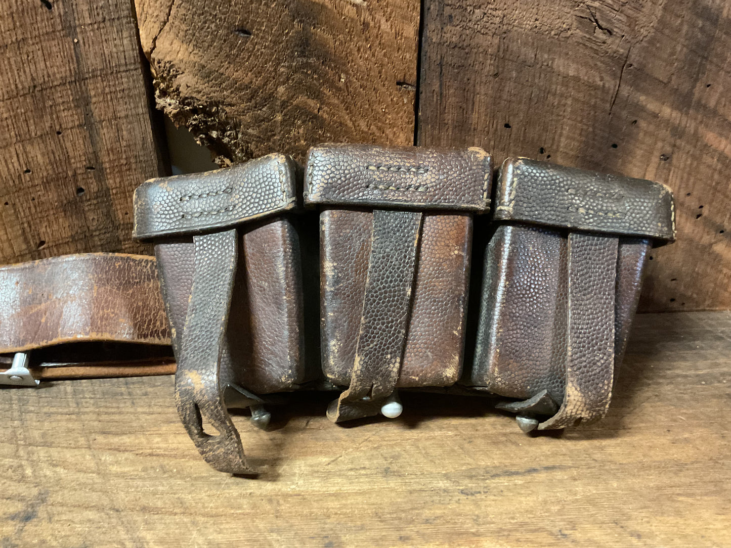 Luftwaffe Belt Buckle with K98 ammo pouch