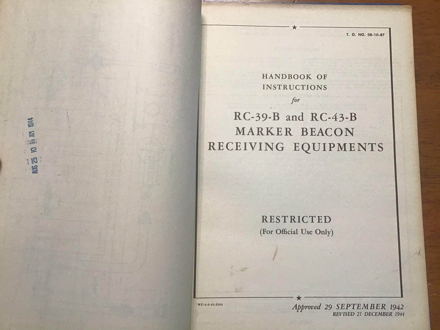 WWII USAAF RC-39 RC-43 Marker Beacon Receiver Manuals 1942-44 Restricted AAF