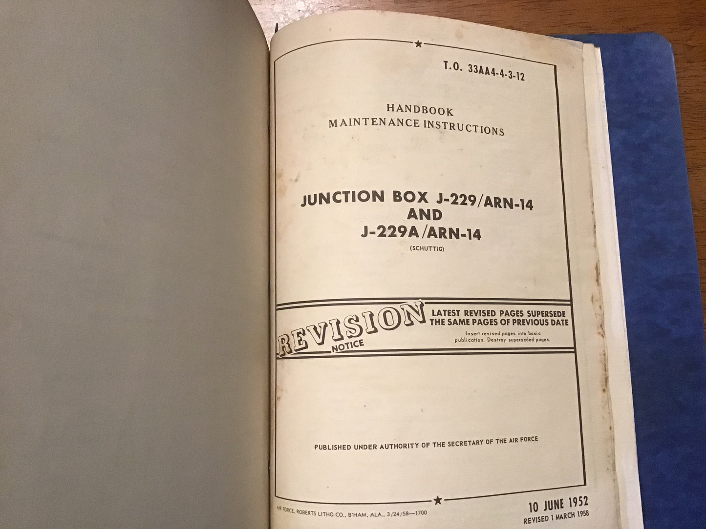 USAF AN/ARN-14 AN/ARN-14C Collins Radio Manuals J-229 1952-58 Binder