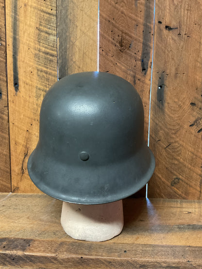 Original German WWII No decal M42 ET64 Helmet