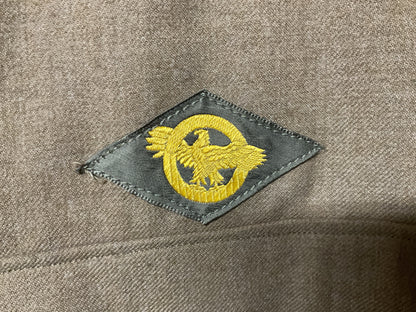 WWII US EM Wool Shirt w/ gas flap and insignia