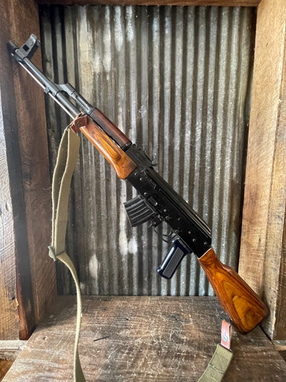 Egyptian Maadi AKM Semi-Automatic Rifle – 7.62x39 – Original Manual & Inspection Certificate