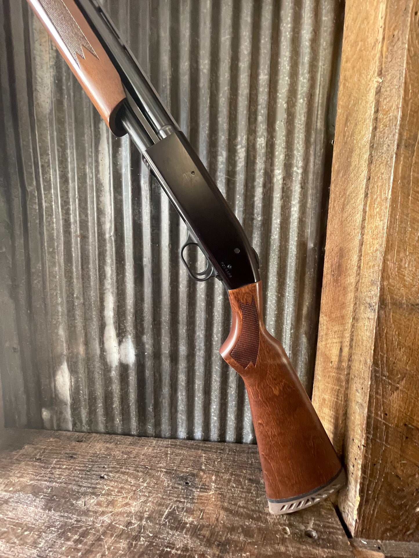 Mossberg 500A Pump Shotgun – 20 Gauge
