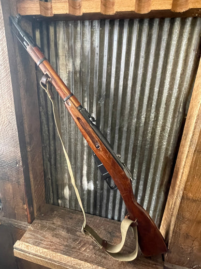 1945 Russian M44 Mosin-Nagant Carbine – Izhevsk Arsenal – CAI Import – Arsenal Refurb