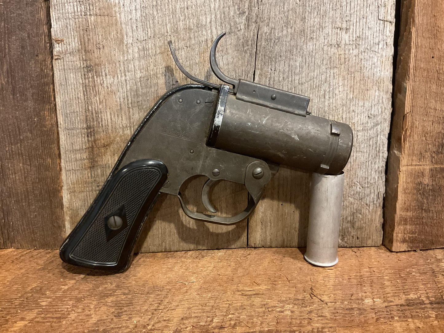 U.S. M8 Pyrotechnic 37mm flare pistol