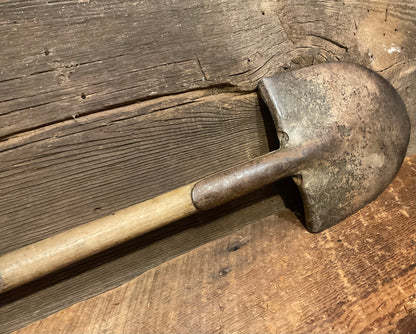 US Marked WWI Trench Shovel