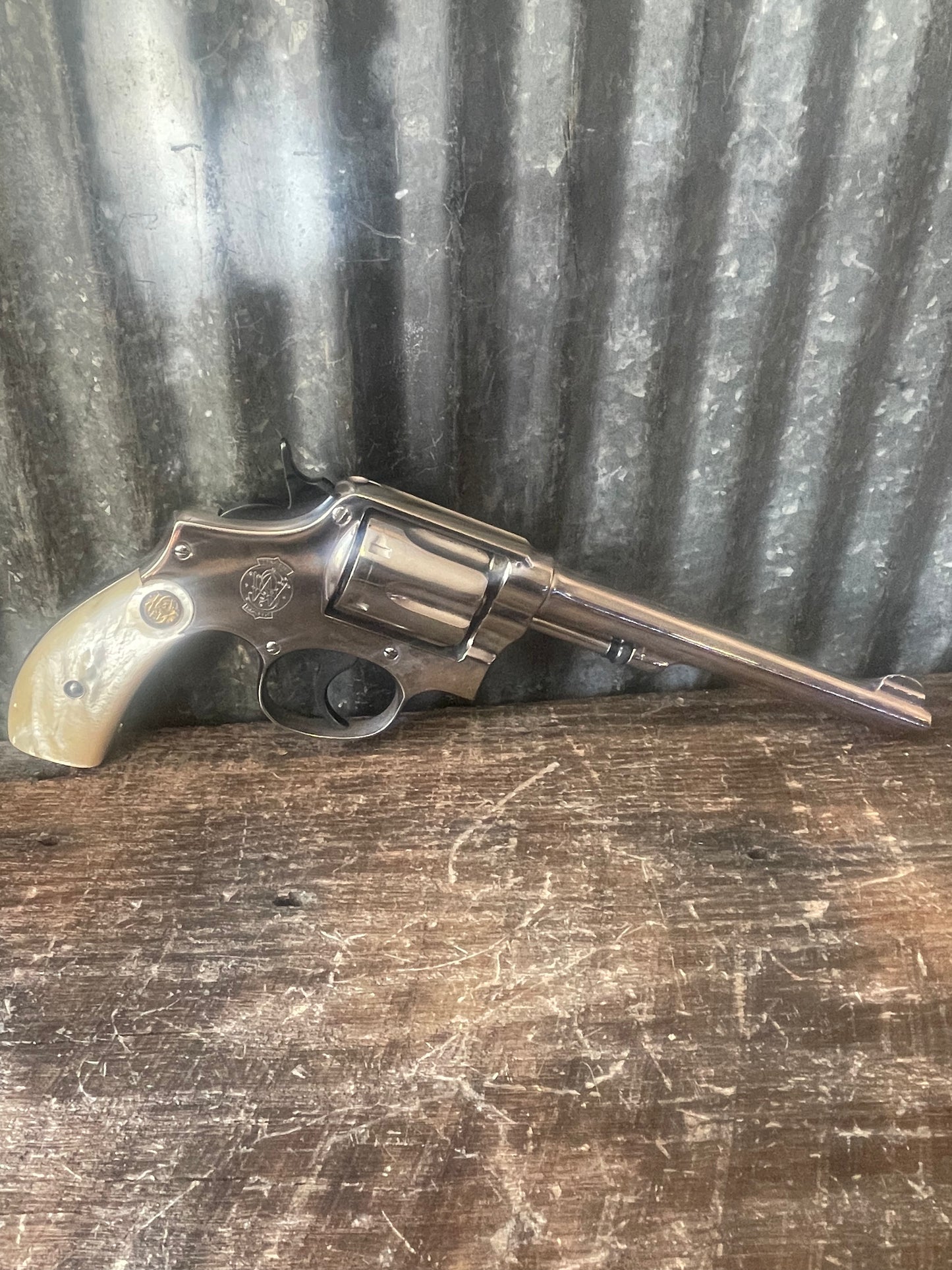Smith & Wesson .32-20 Hand Ejector Model of 1905 – Nickel Finish – Pearl Grips – Vintage Double Action Revolver