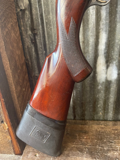Ithaca Model 37 Featherlight – 12 Gauge – Pump Action – Fixed Full Choke – Vintage Shotgun