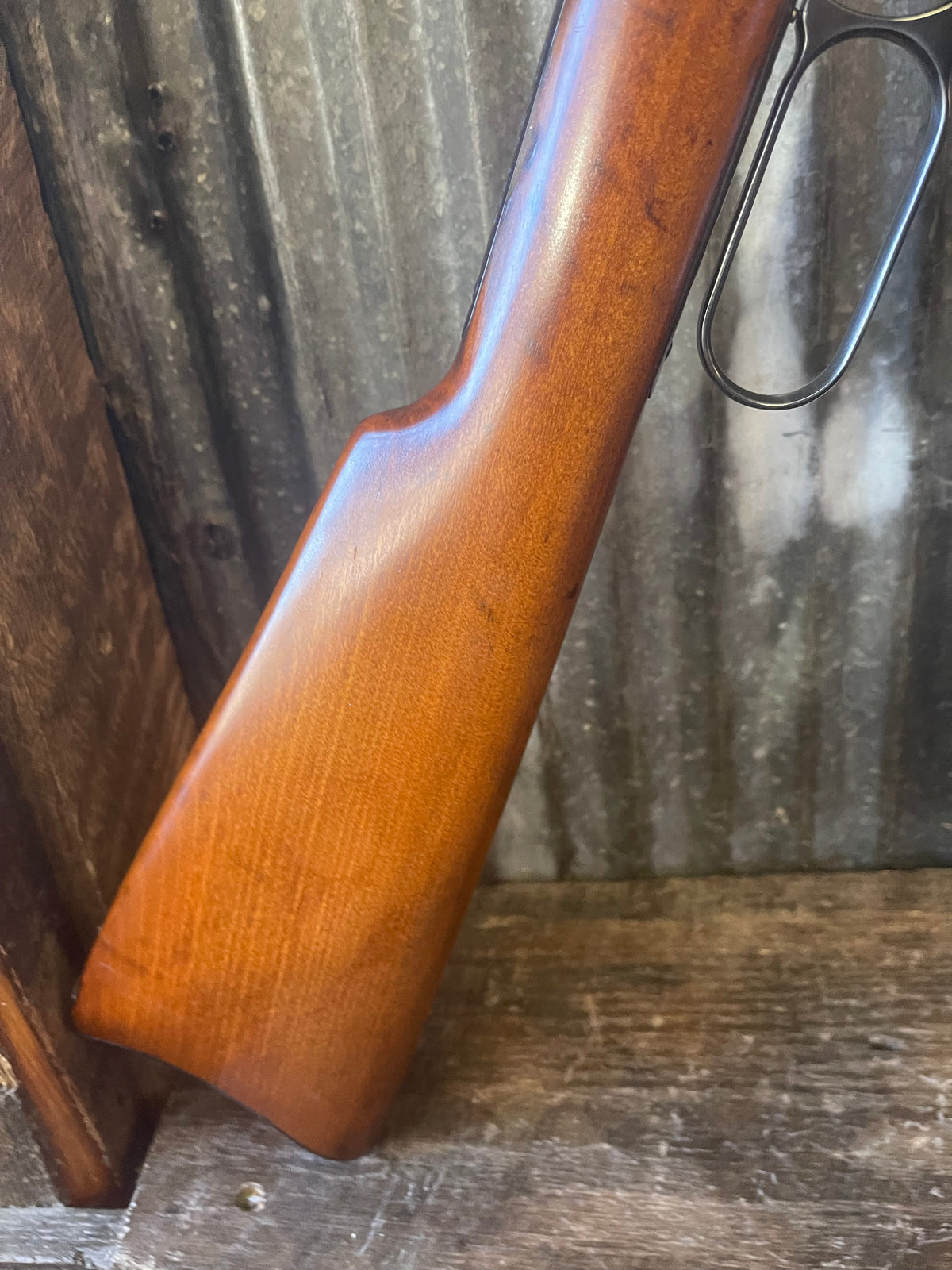 Winchester Model 1894 Saddle Ring Carbine – .32-40 Winchester – Manufactured 1907 – Beautifully Refinished
