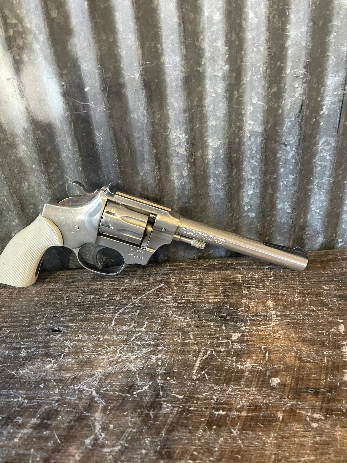 High Standard H-101 Sentinel – .22 LR – 9-Shot Revolver