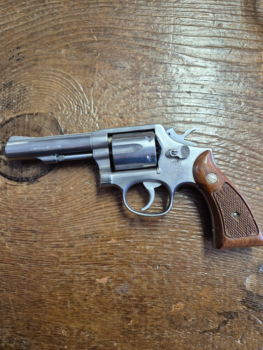 Smith & Wesson 64-5