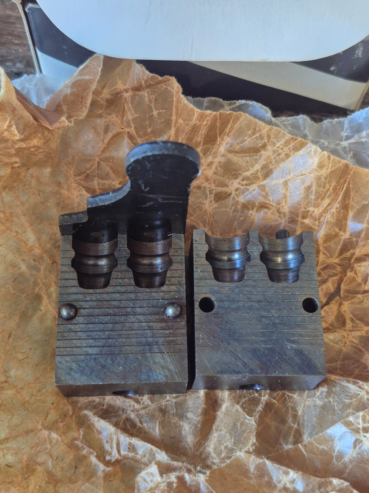 Lyman. 45cal SWC(452 dia) 195gr Mould