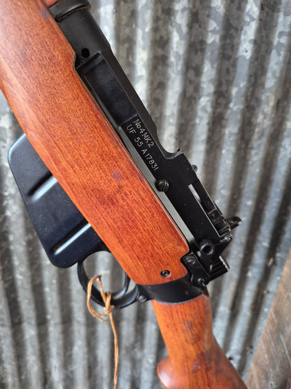 RAF CONTRACT Lee Enfield No4MkII with bayonet and scabbard!