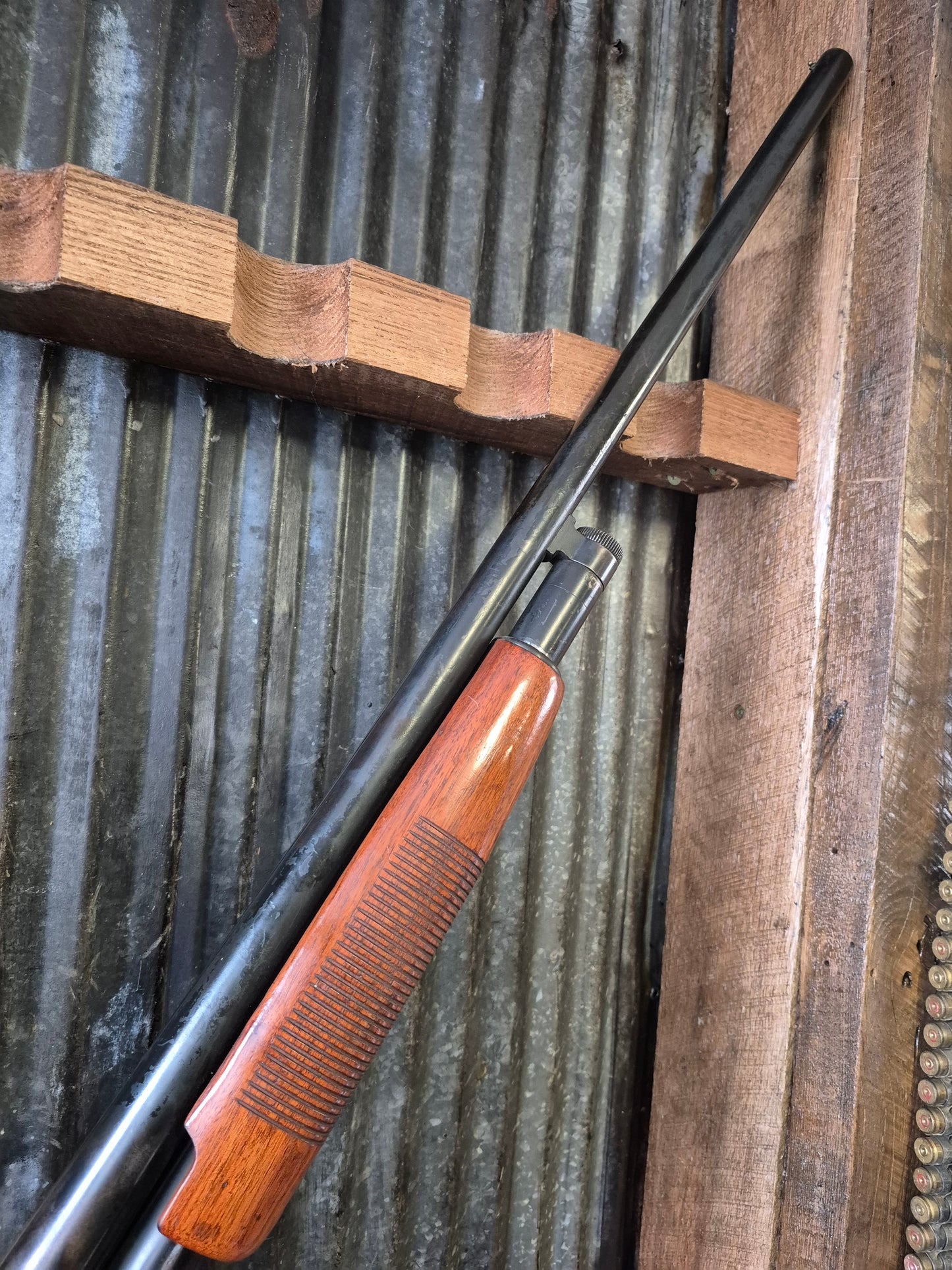 Mossberg 500B 16ga
