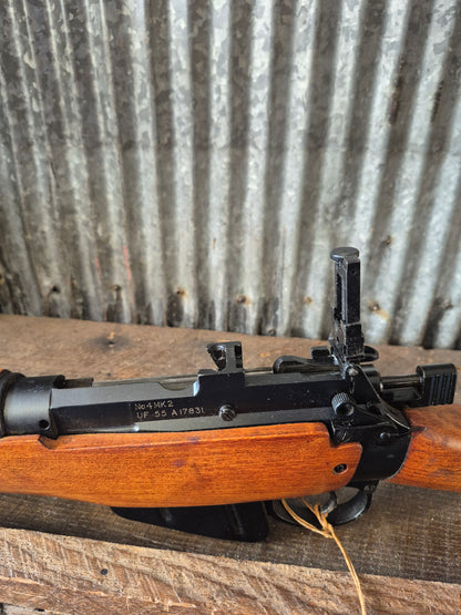 RAF CONTRACT Lee Enfield No4MkII with bayonet and scabbard!