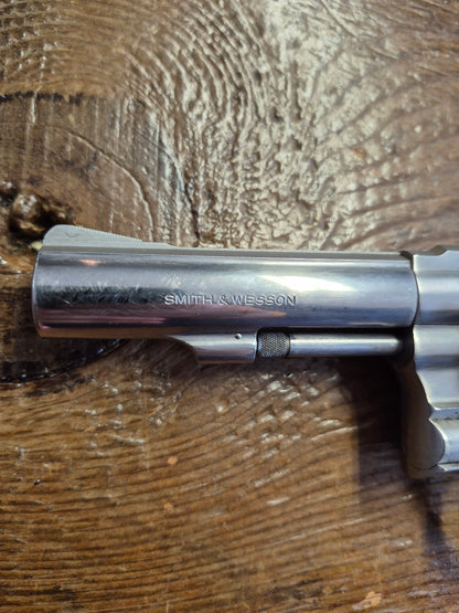 Smith & Wesson 64-5