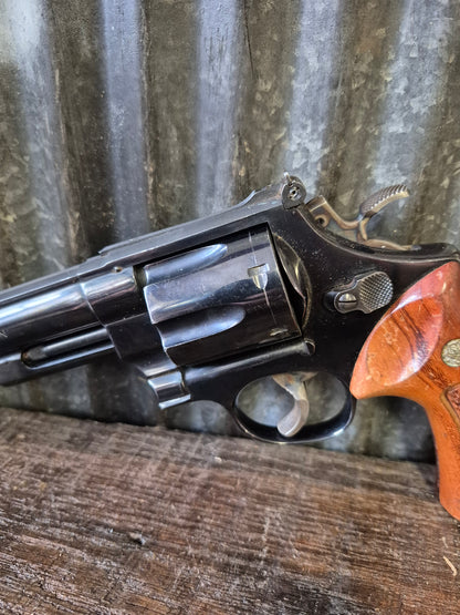 Smith & Wesson 29-2 .44 Magnum