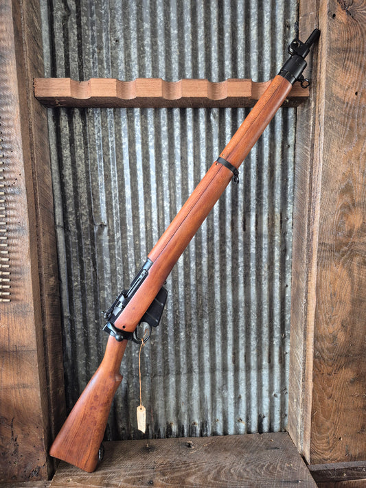 RAF CONTRACT Lee Enfield No4MkII with bayonet and scabbard!