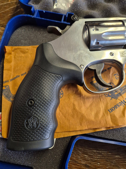 S&W 648-2
