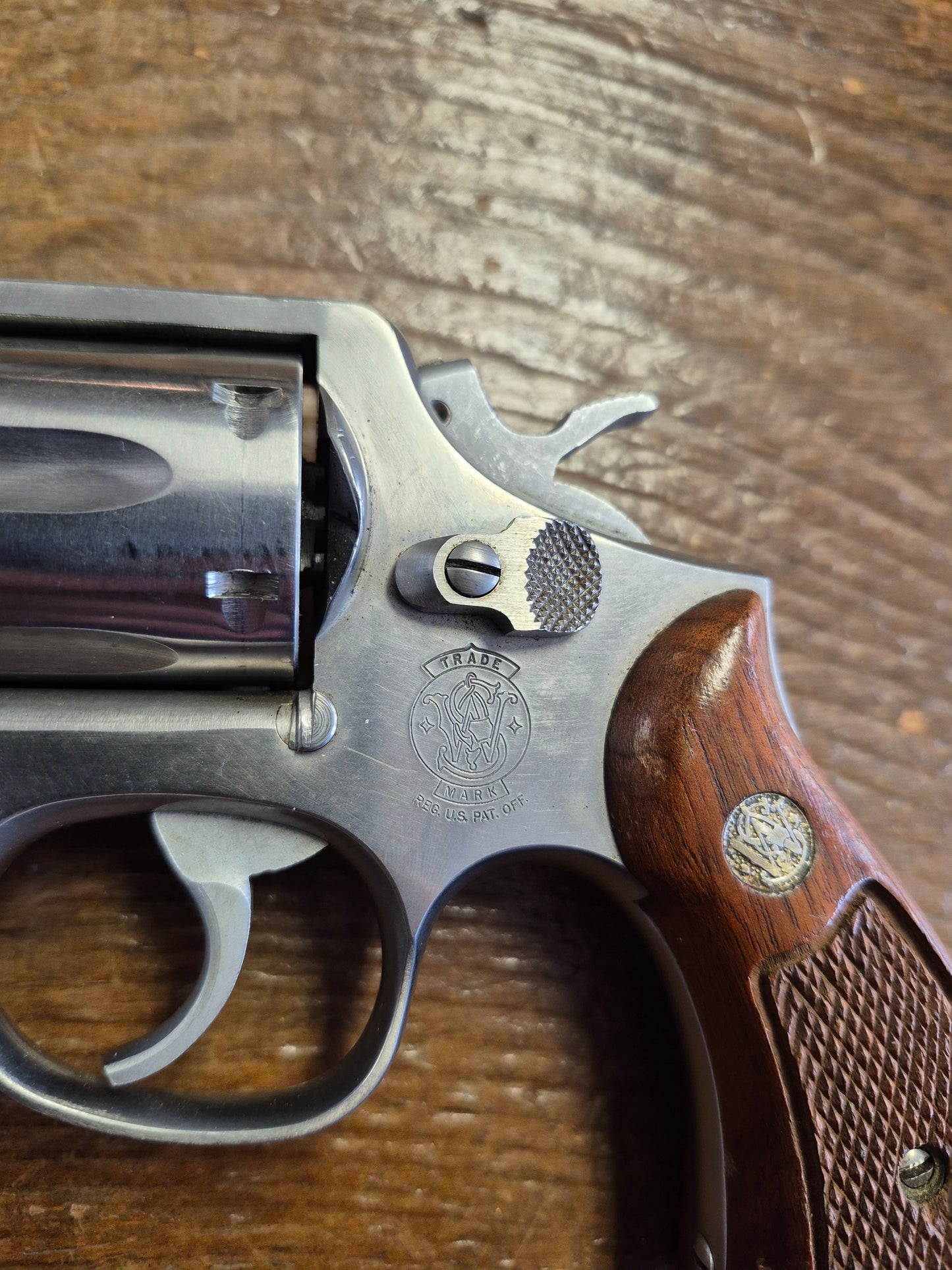 Smith & Wesson 64-5