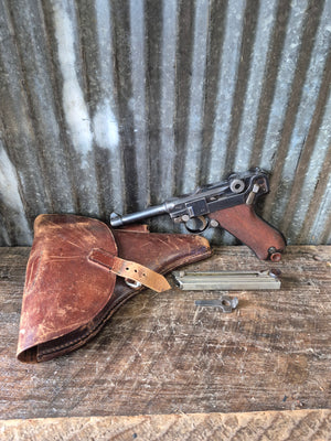 1916 DWM P08 Luger