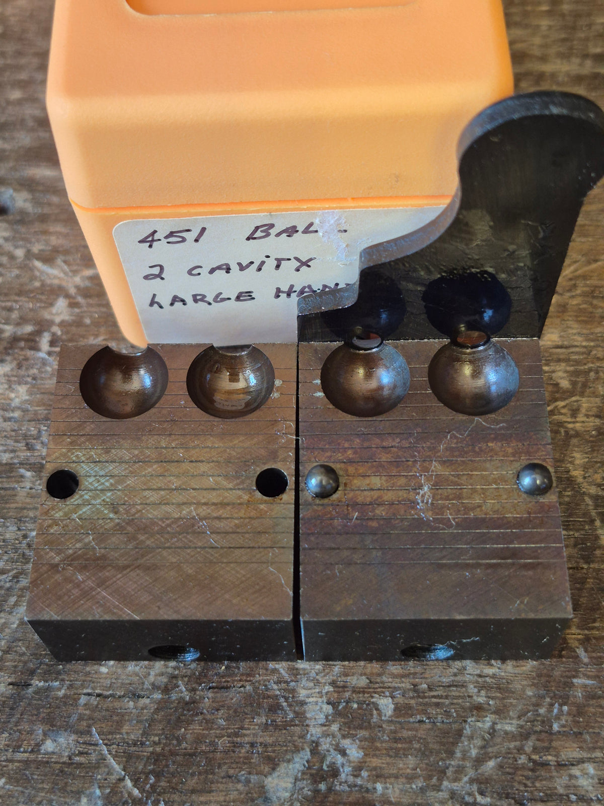 Lyman .451dia round ball, 2 cavity mould