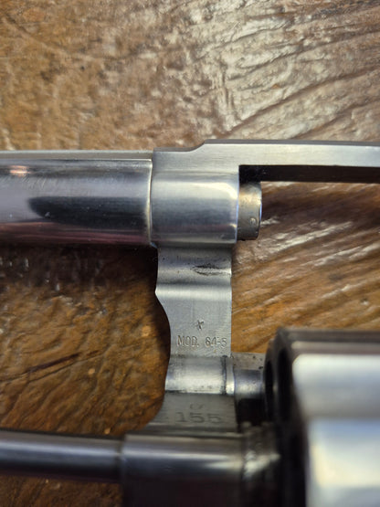 Smith & Wesson 64-5