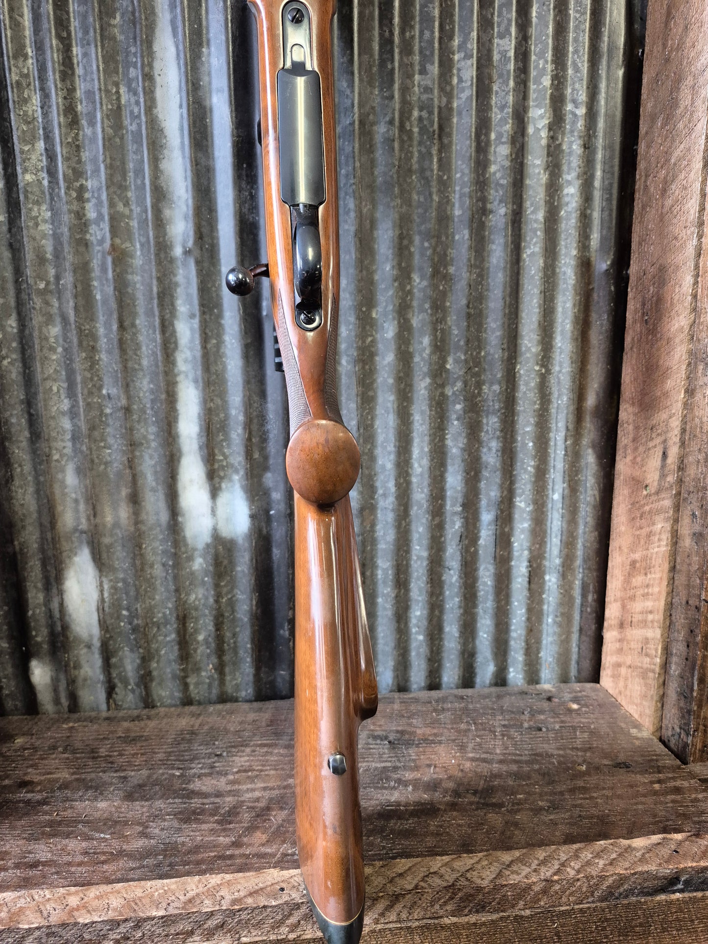 Sako L579 Heavy Barrel Varmint. 243win