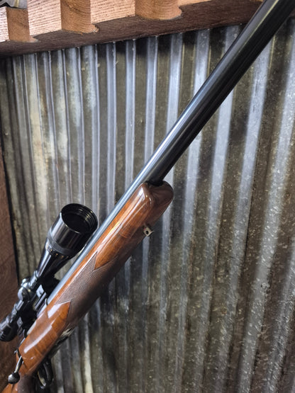 Sako L579 Heavy Barrel Varmint. 243win