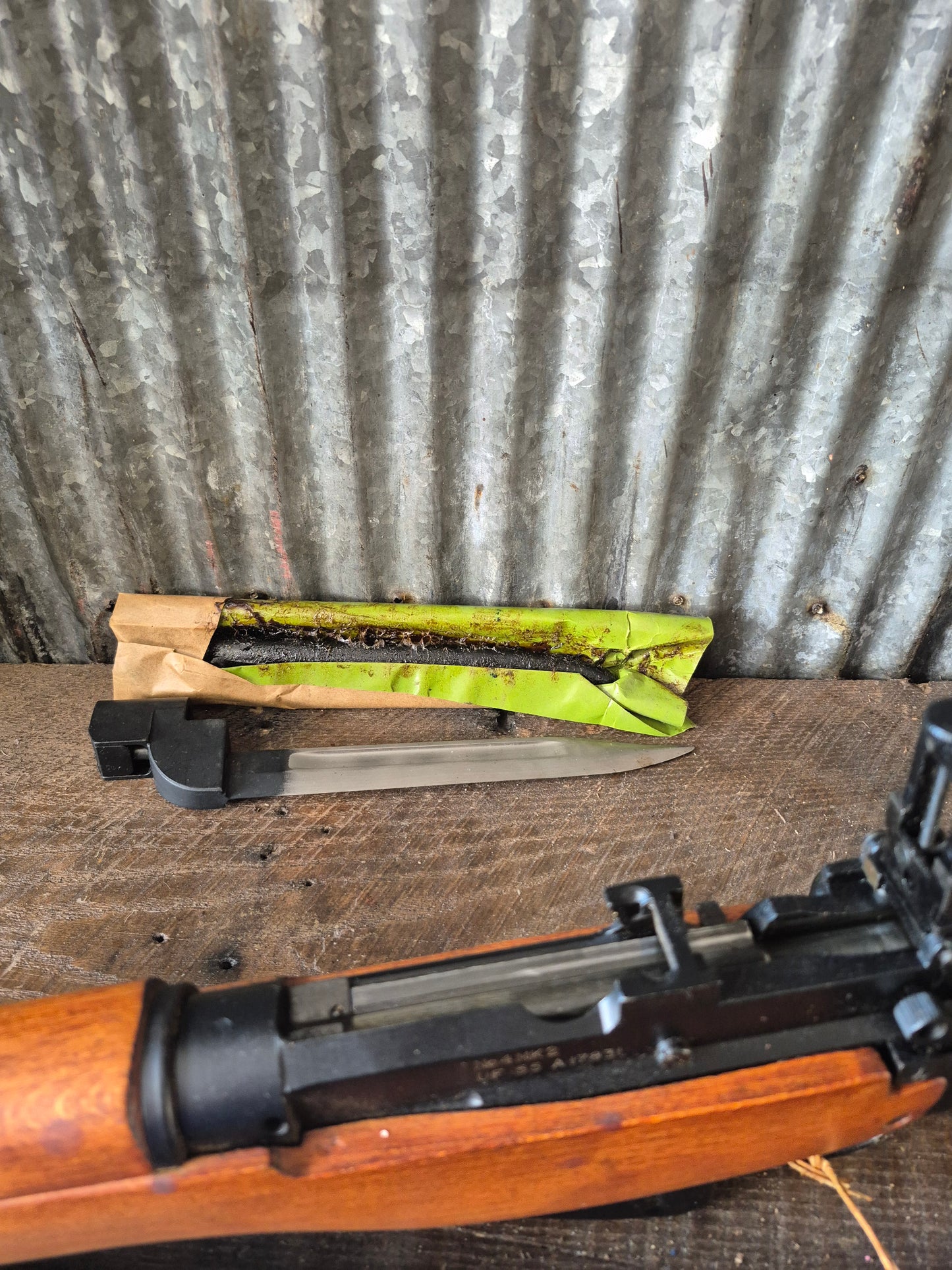 RAF CONTRACT Lee Enfield No4MkII with bayonet and scabbard!