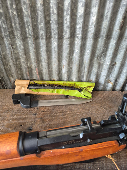 RAF CONTRACT Lee Enfield No4MkII with bayonet and scabbard!