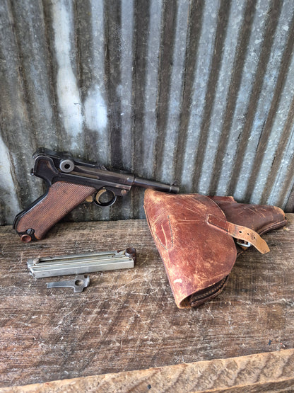 1916 DWM P08 Luger